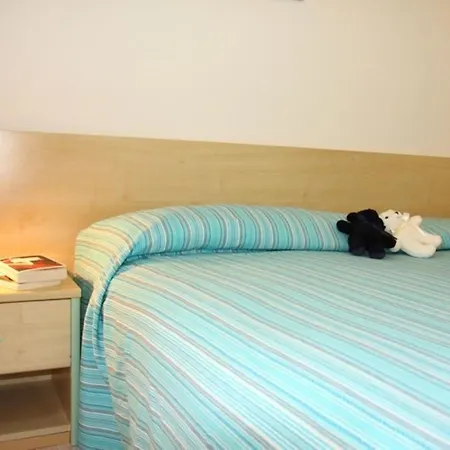 Apartment Cozy Four-roomed Flat With Garden And Swimming Pool - By Beahost Bibione